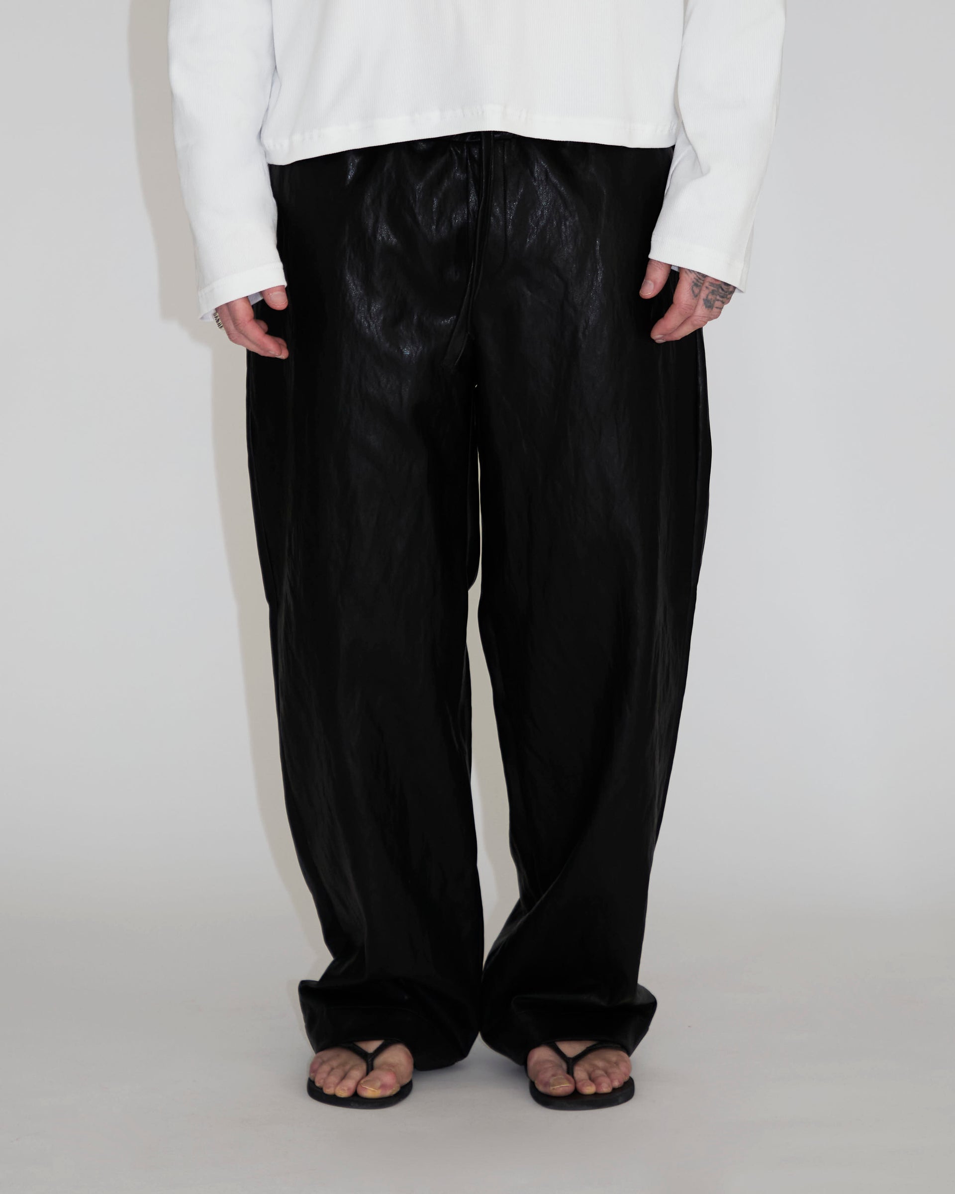 PANTALONE EFFETTO PELLE CVO
