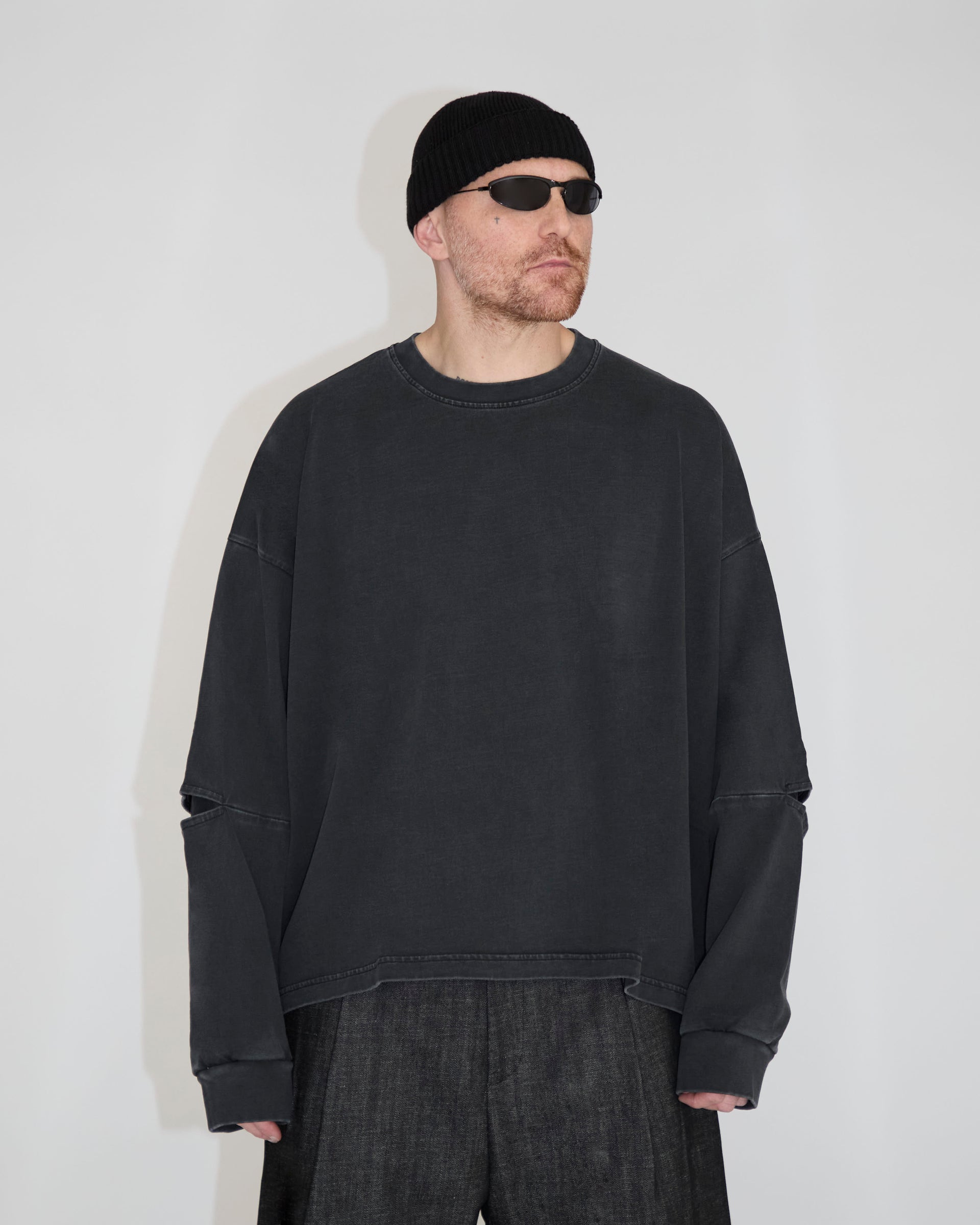LONGSLEEVE “STAY HUMAN ON EARTH”